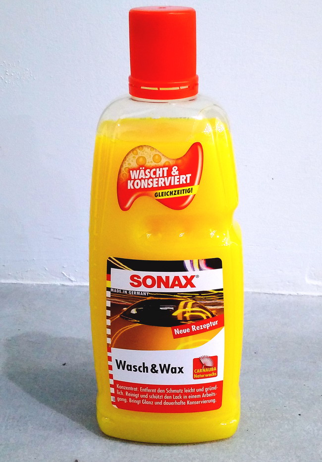 Sonax Wash and Wax, Nước rửa xe vừa làm sạch vừa đánh bóng Sonax 3133410